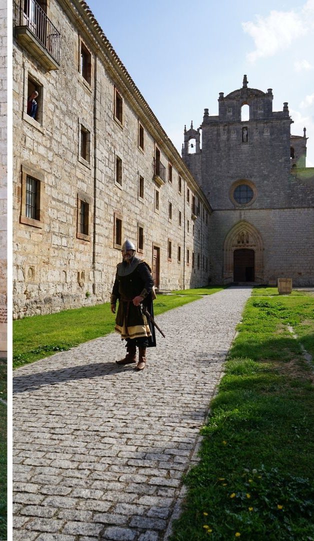 Caballero de la Hermandad ante el Monasterio de San Pedro de Cardeña