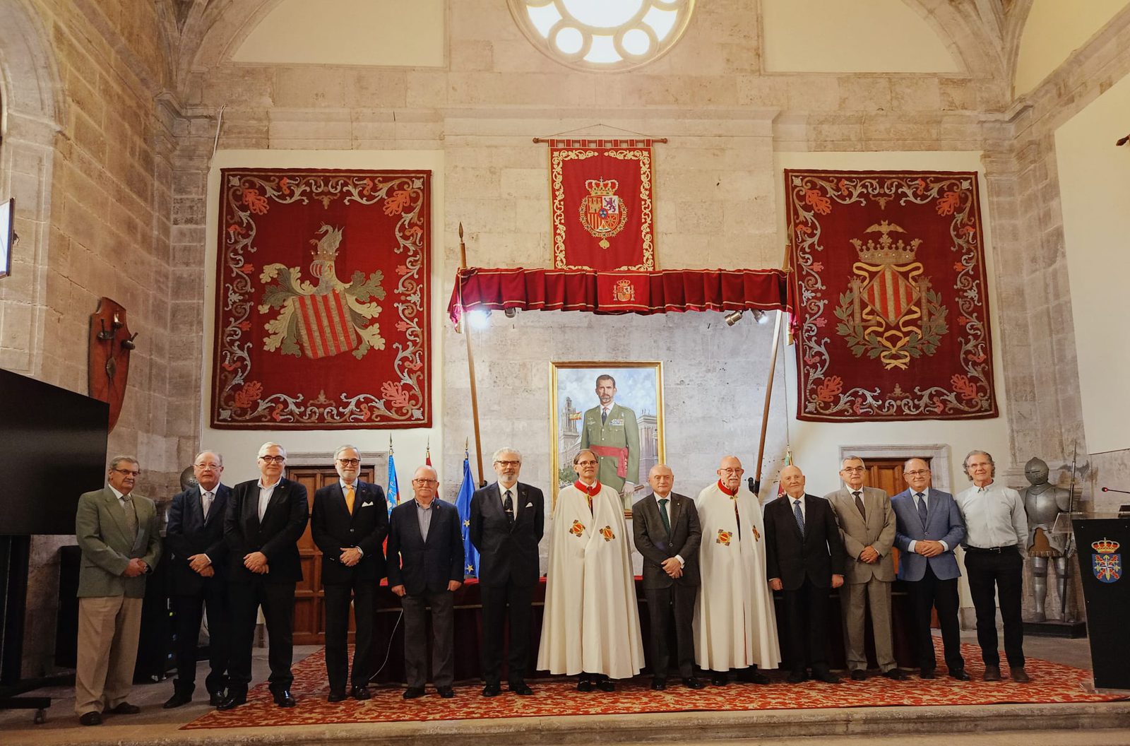 Lectura continuada del Cantar de Mío Cid en el Salón del Trono de Capitanía de Valencia